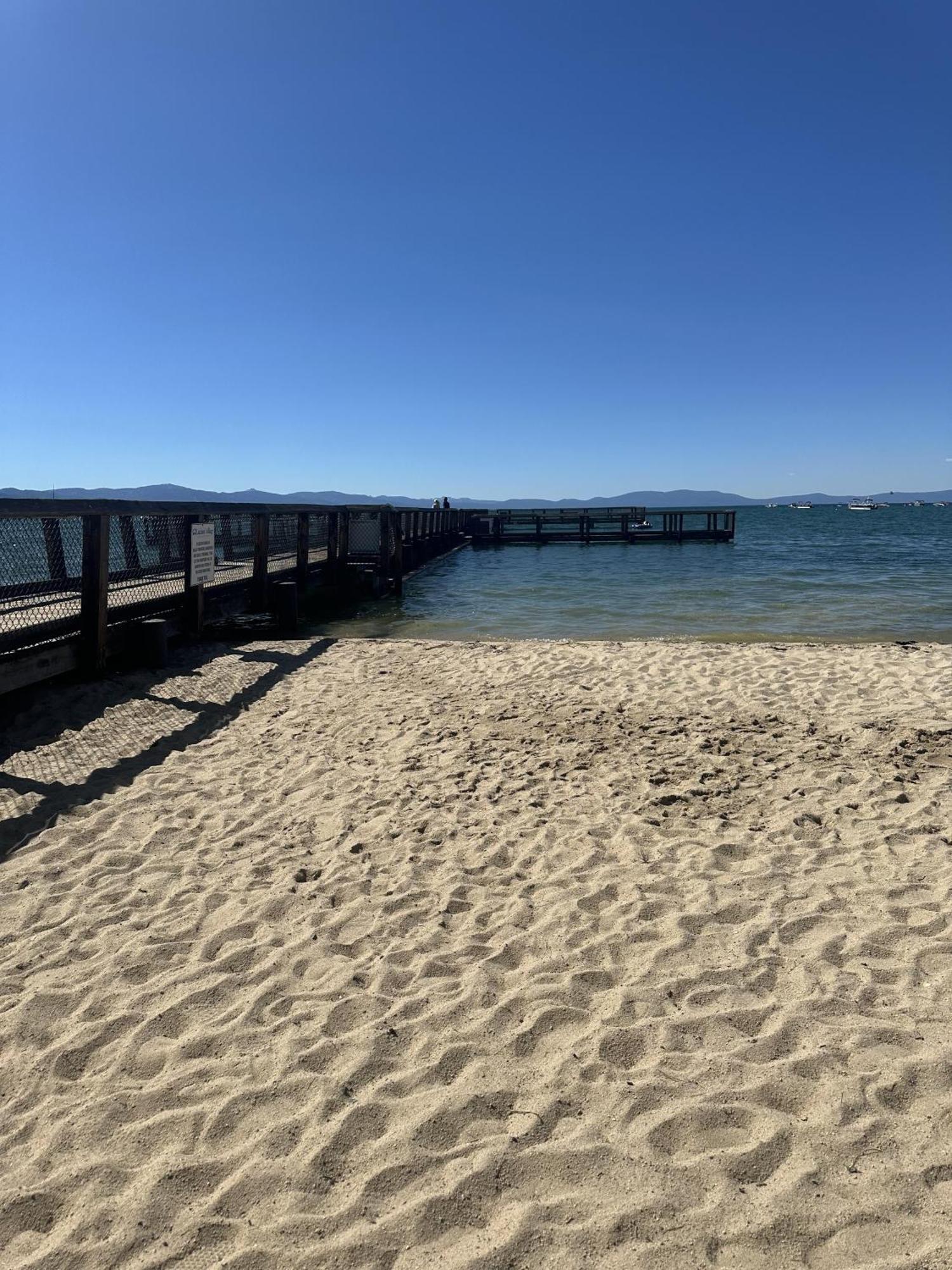 Llc1236 - Lakeside Landing