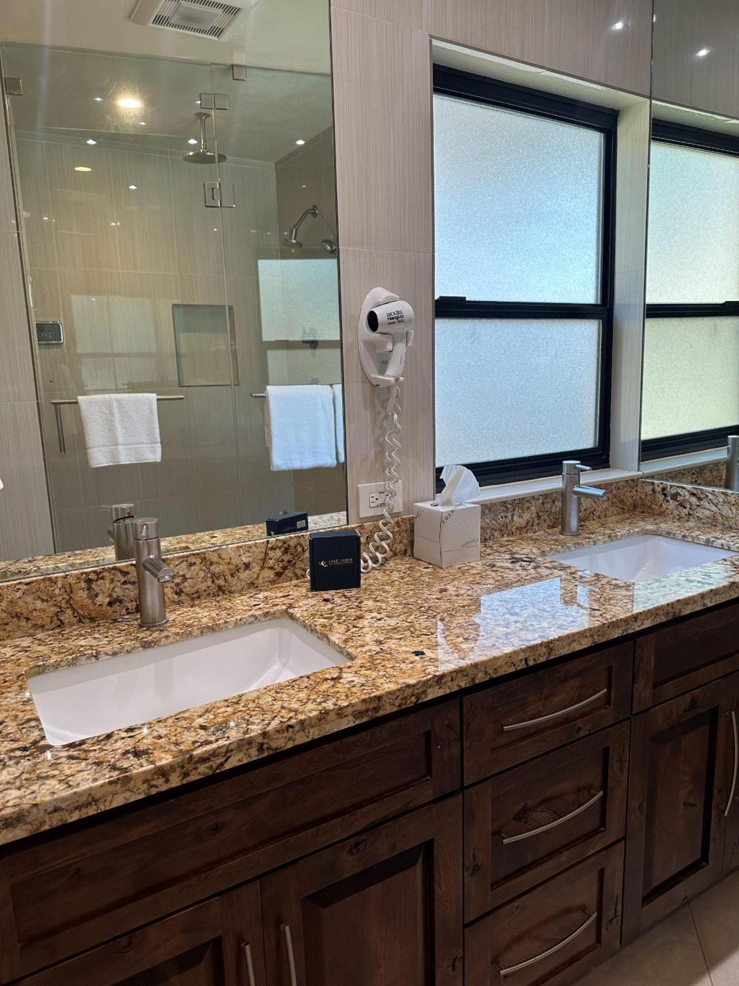 Llc1236 - Lakeside Landing Apartment South Lake Tahoe